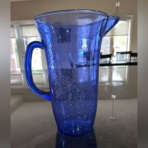 Outdoor drink pitcher